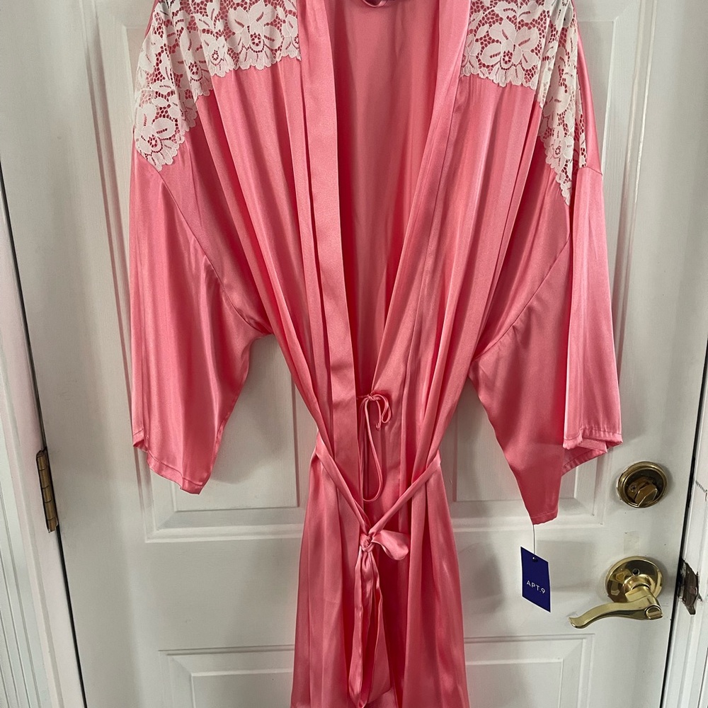 Apt. 9 Blush Satin Robe with Lace Detail NWT
